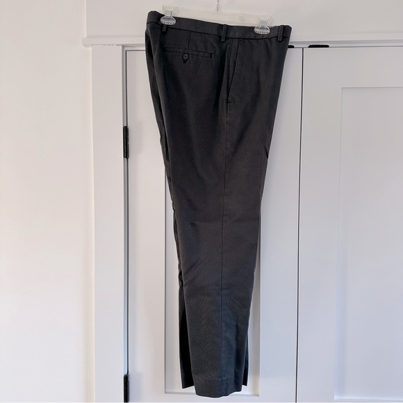 banana republic modern fit dress pants Men's Crosshatch Suit Trouser Light Gray Regular Size 34W